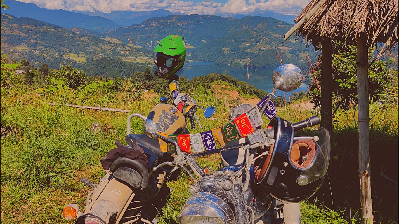 MOTORCYCLE WOMEN ROAD TRIP NEPAL