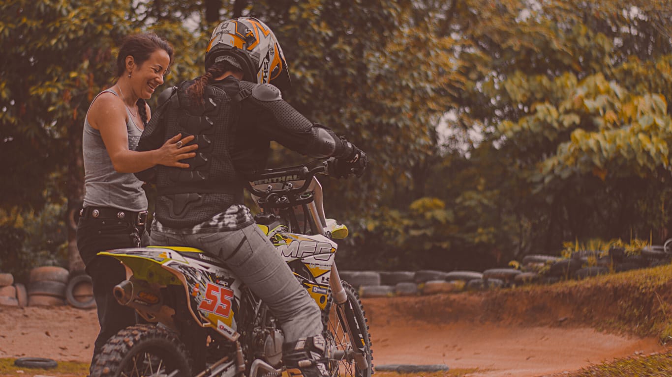 WOMEN MOTORCYCLE ONLINE TRAINING