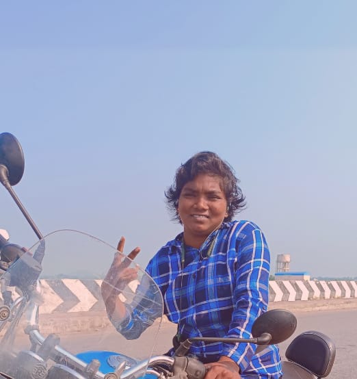 Rachana Mamidipelly-4 Women cheering on motorcycles in the mountains