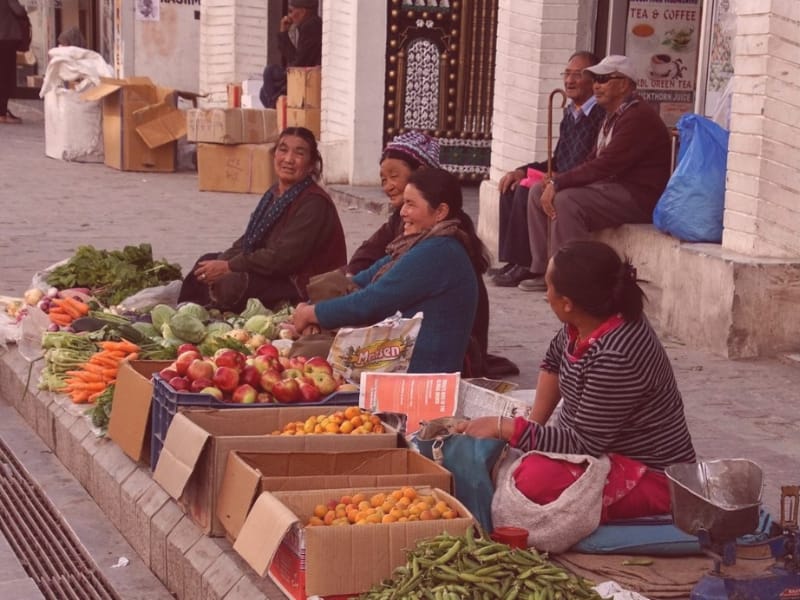 Ladakhi women Women cheering on motorcycles in the mountains